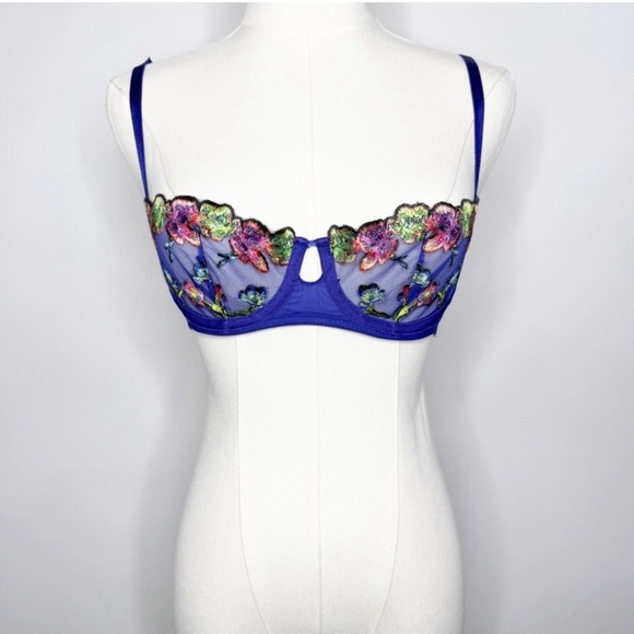 Savage x Fenty BRA Bundle Lot of 4 Size 30C NWT - Picture 3 of 6